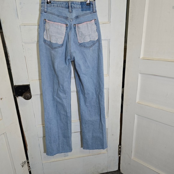 Upcycled Abercrombie womens jeans lace doilies appliques‎ raw hem 25/0 - Picture 7 of 11